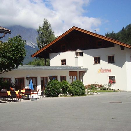 Hotel Zum Goldenen Loewen Biberwier Exterior foto