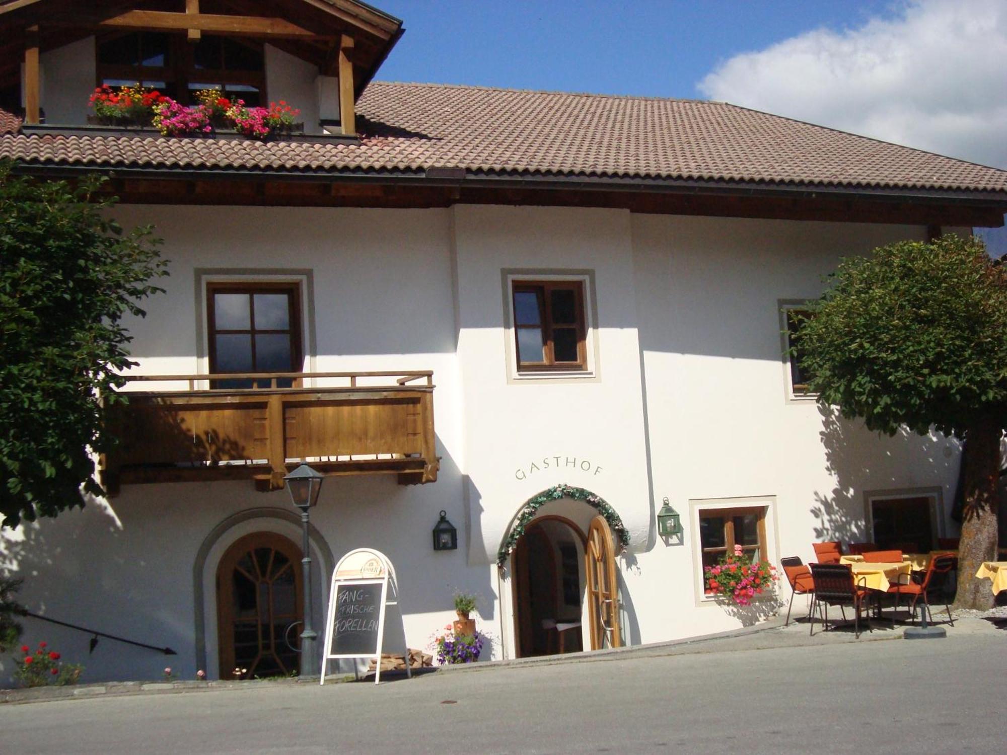 Hotel Zum Goldenen Loewen Biberwier Exterior foto